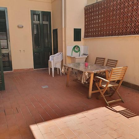 Incantevole Vacanza In Versilia Βιαρέτζιο Εξωτερικό φωτογραφία